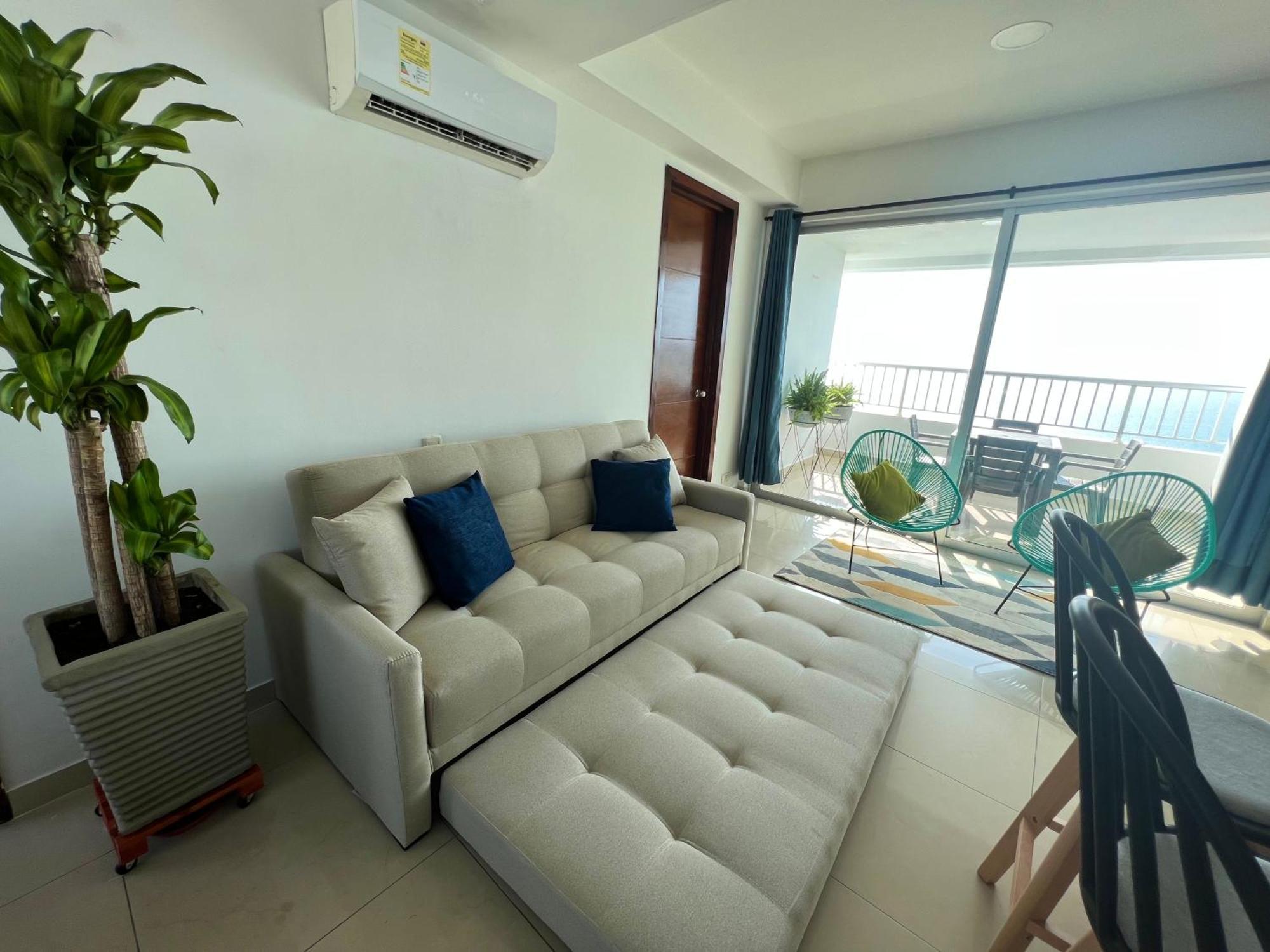 Luxury Beachfronts En En Bocagrande Y Marbella Apartamento