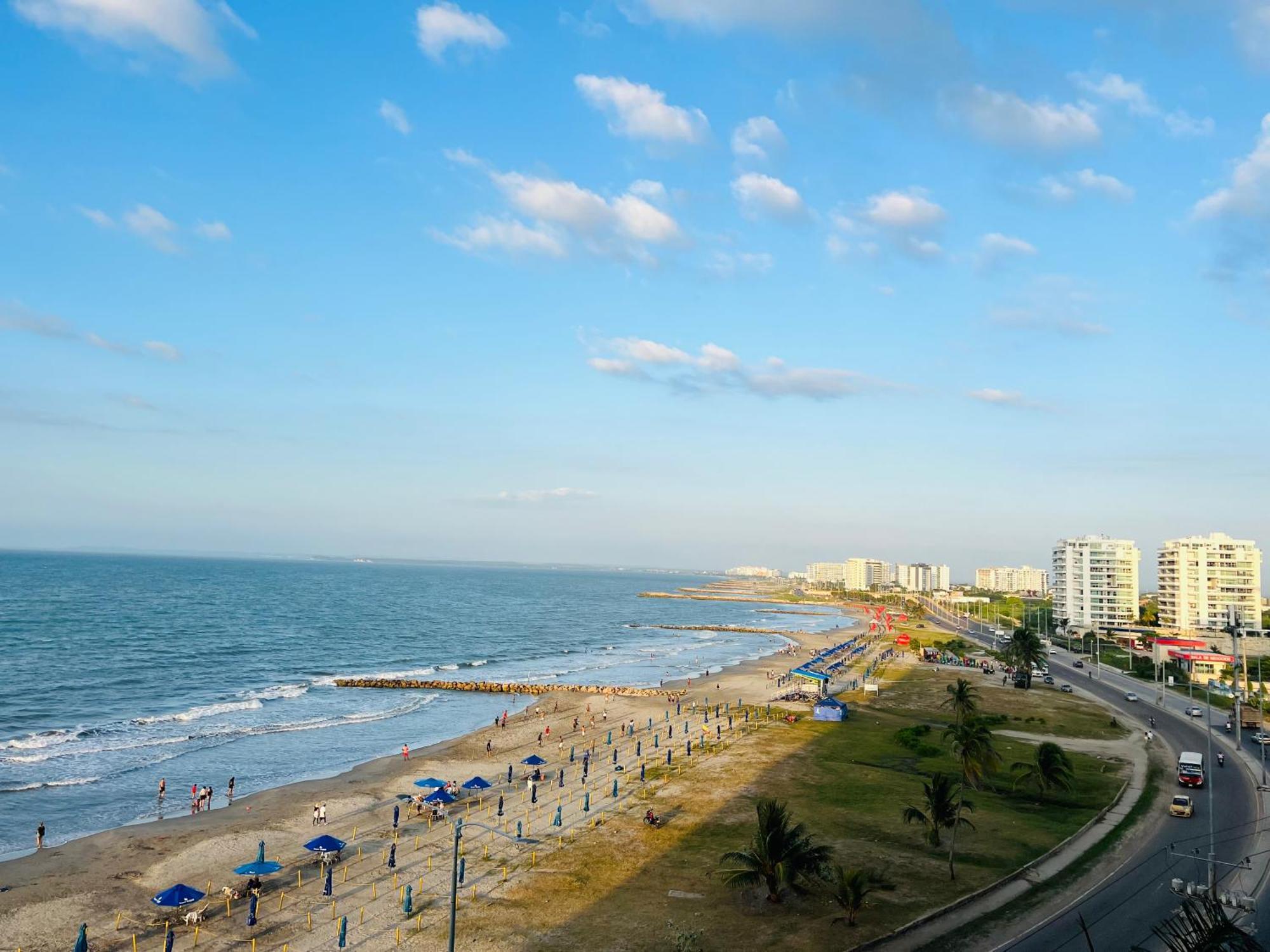 Luxury Beachfronts En En Bocagrande Y Marbella Apartamento