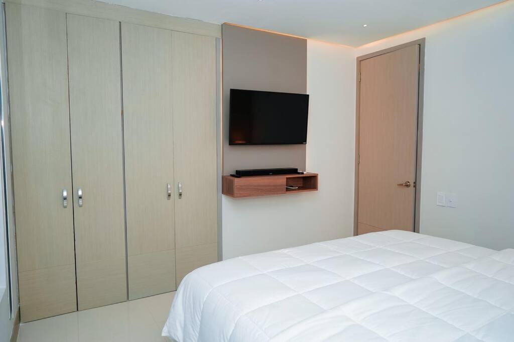 Luxury Beachfronts En En Bocagrande Y Marbella Apartamento