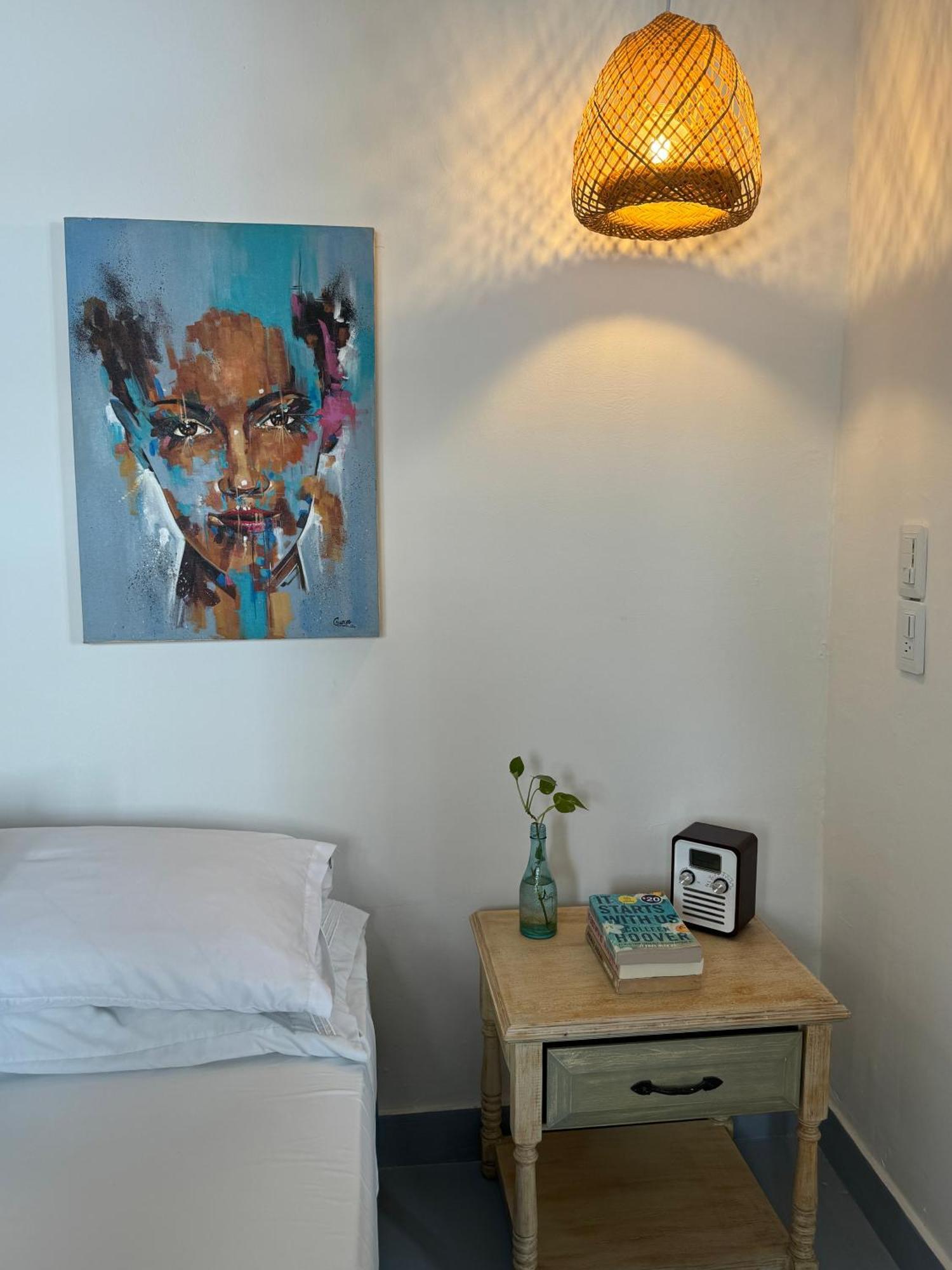 Hostal El Barrio Hostal *