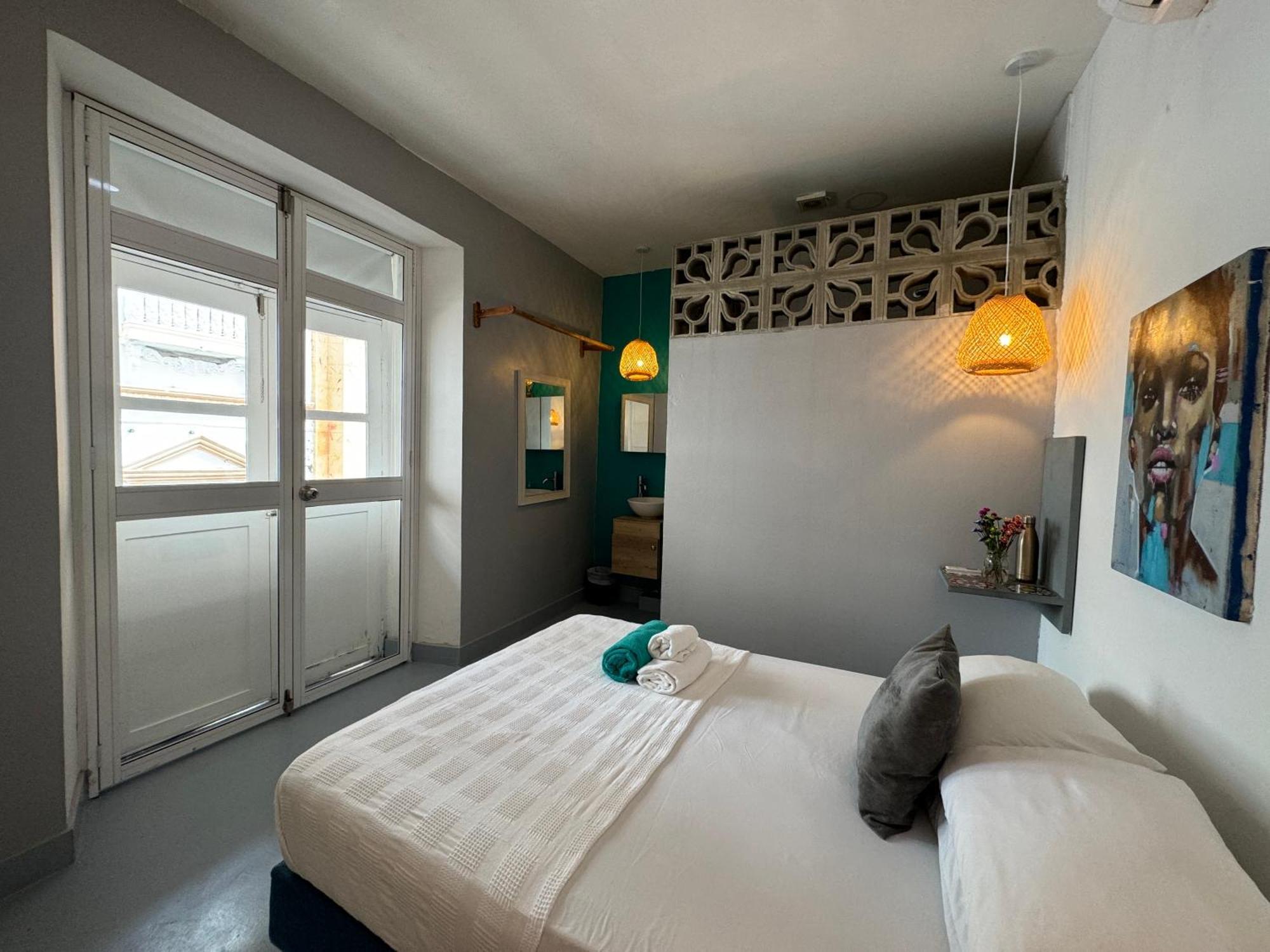 El Barrio Hostal