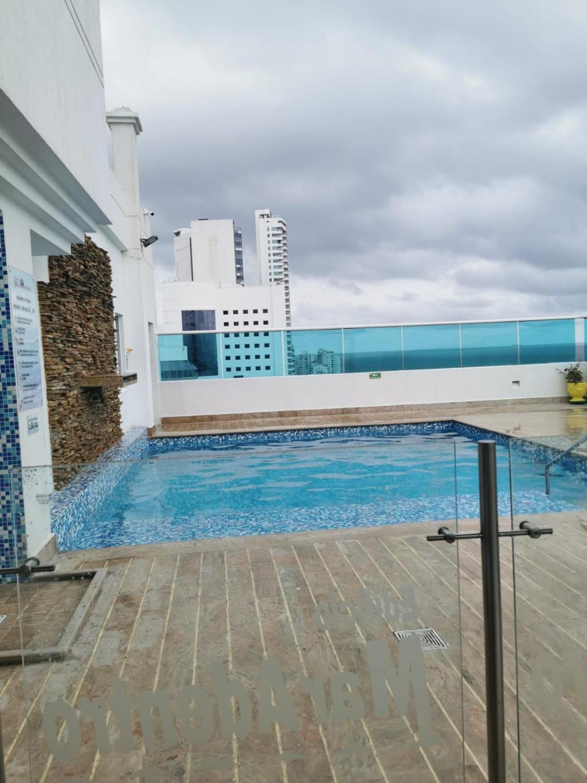 Apartamento Alojamiento Frente Al Mar, Sector Bocagrande Mar Adentro 1305 *