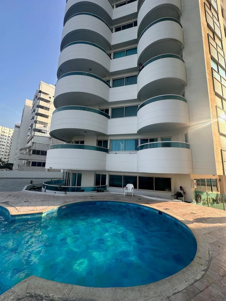 U-go Edificio Torres Del En El Laguito - Elegancia Y Descanso Apartamento Cartagena
