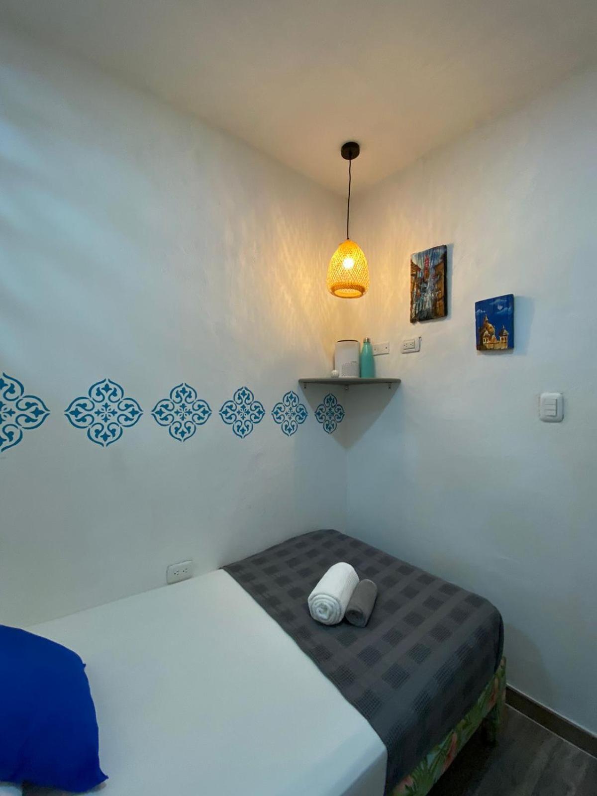 El Barrio Hostal