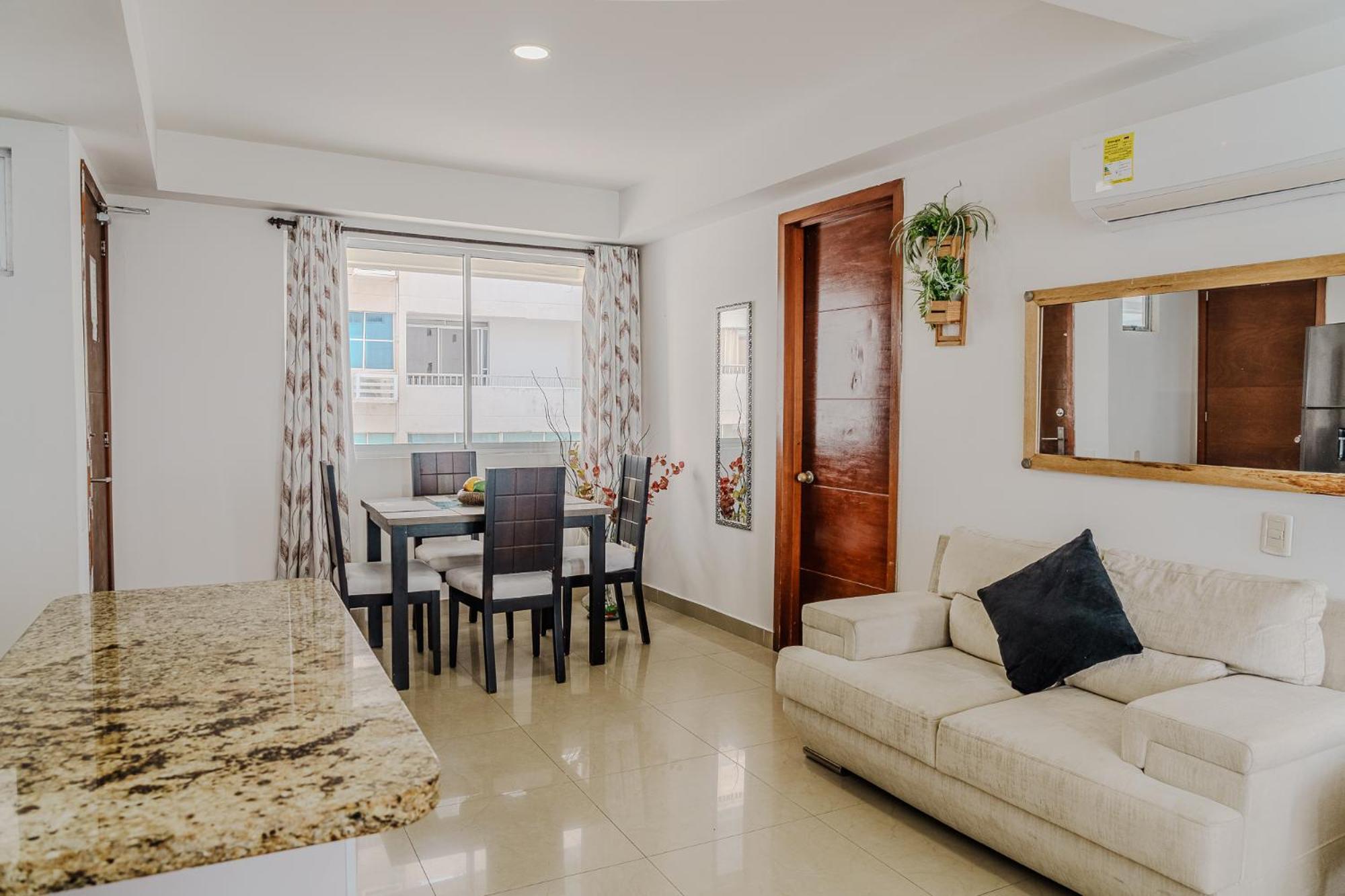 Apartment In Front Of The Beach Cartagena