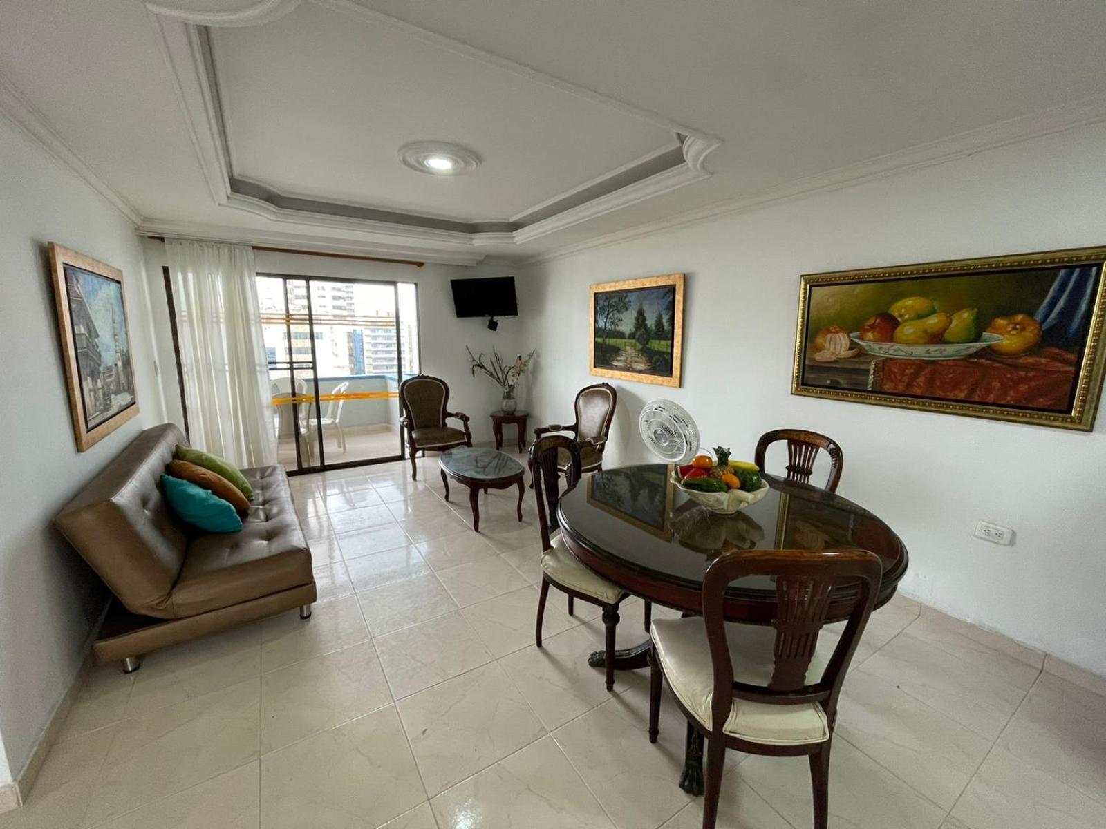 Apartment En Edificio Portofino Icdi Cartagena