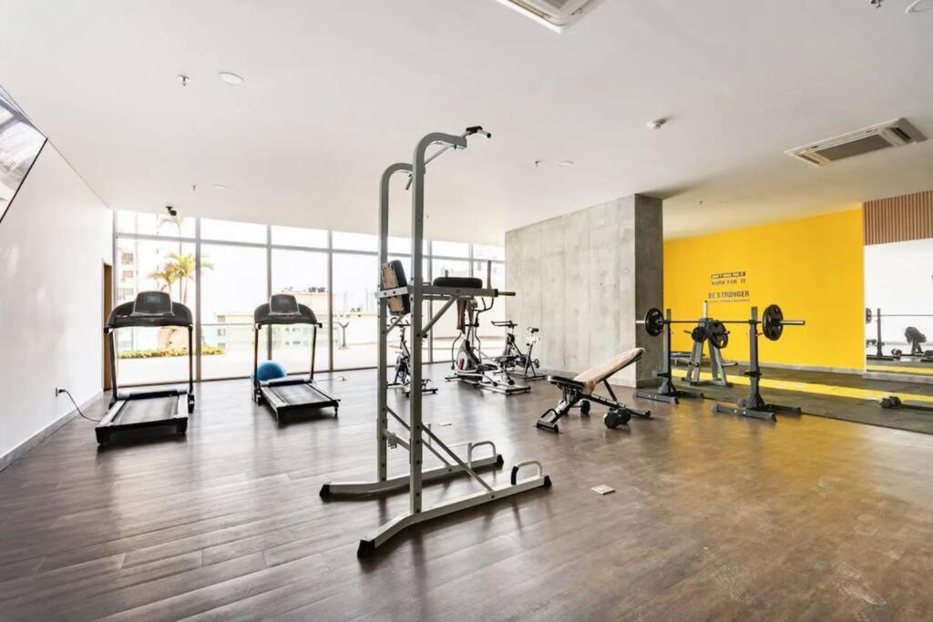 3bd Condo-amazing View-modern Apt-luxury Building *