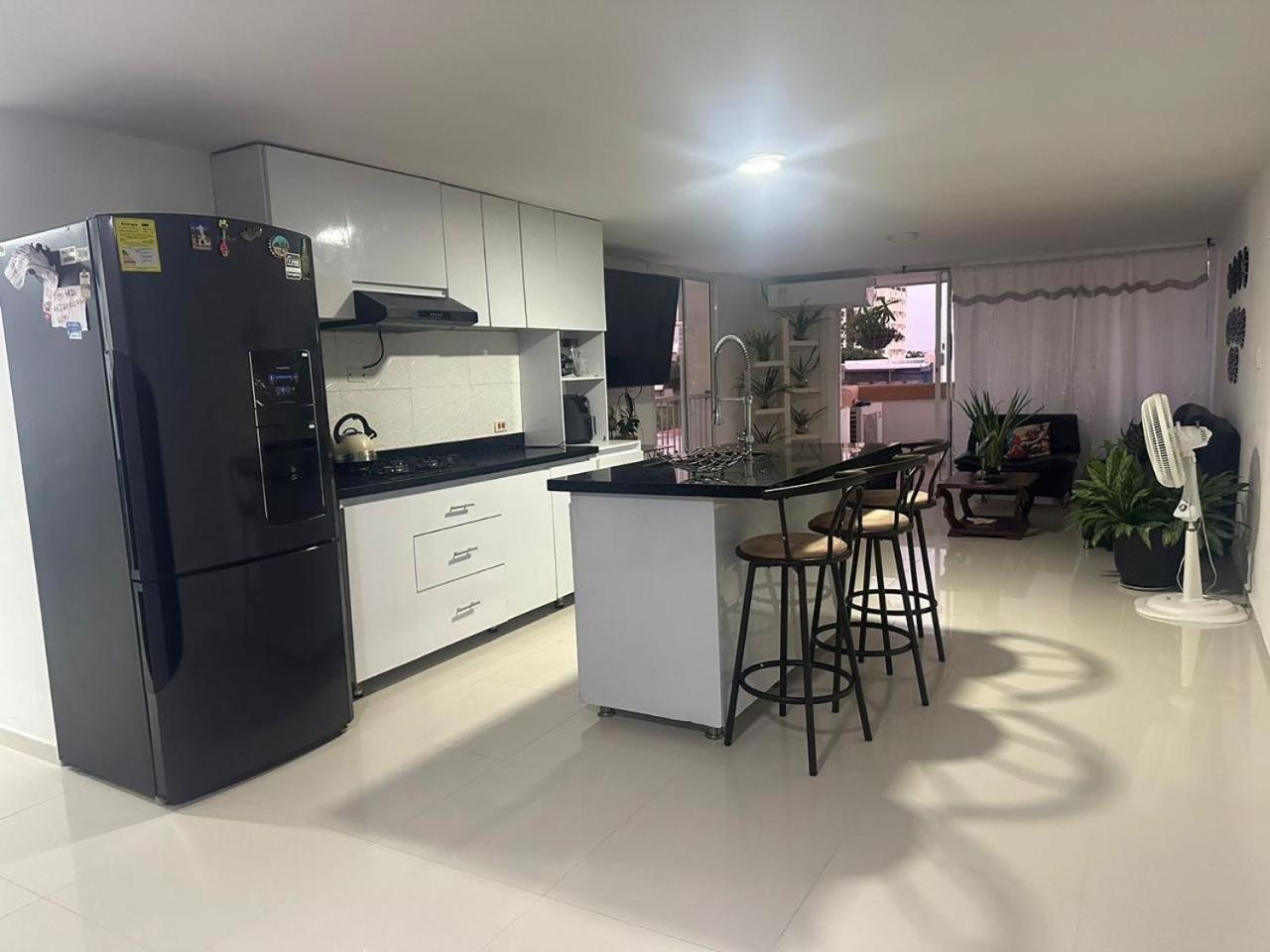 Lindo De 3 Alcobas Y De Dos Comodo Linda En * Cartagena