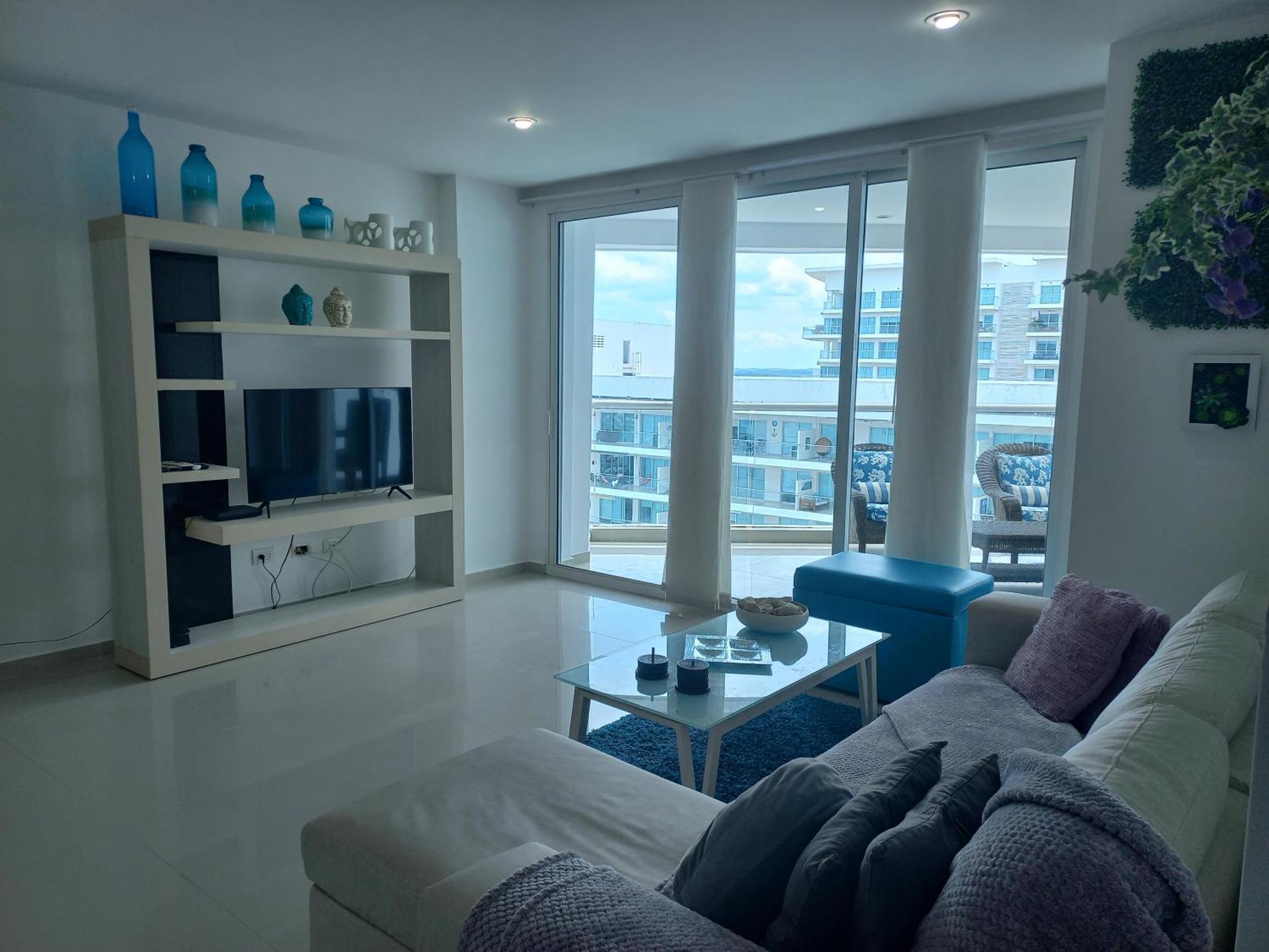 Apartamento Luxury Beachfront 6 Guests 1 *