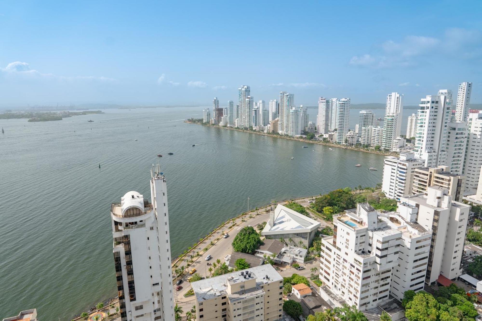 3bd Condo-amazing View-modern Apt-luxury Building Apartamento