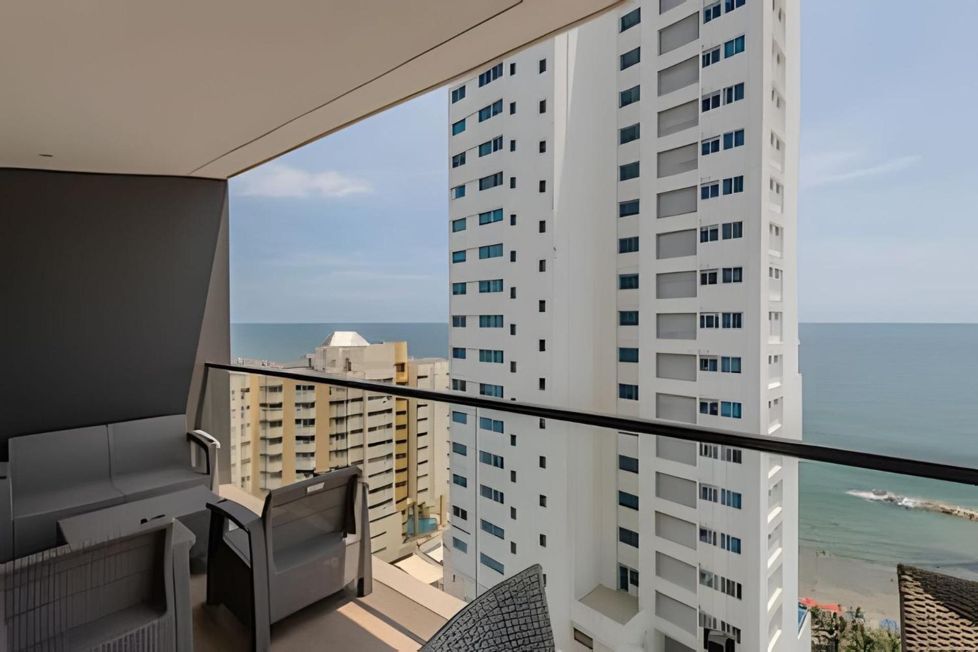 New Beautiful Sea View And Walled 2br Apartment Cartagena