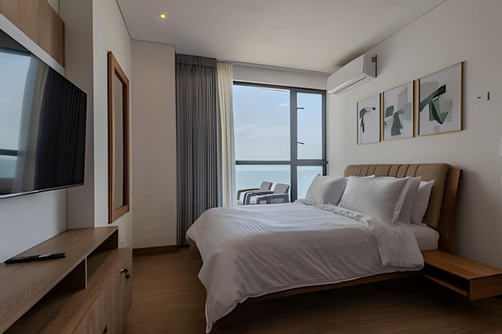 New Beautiful Sea View And Walled 2br Apartment *