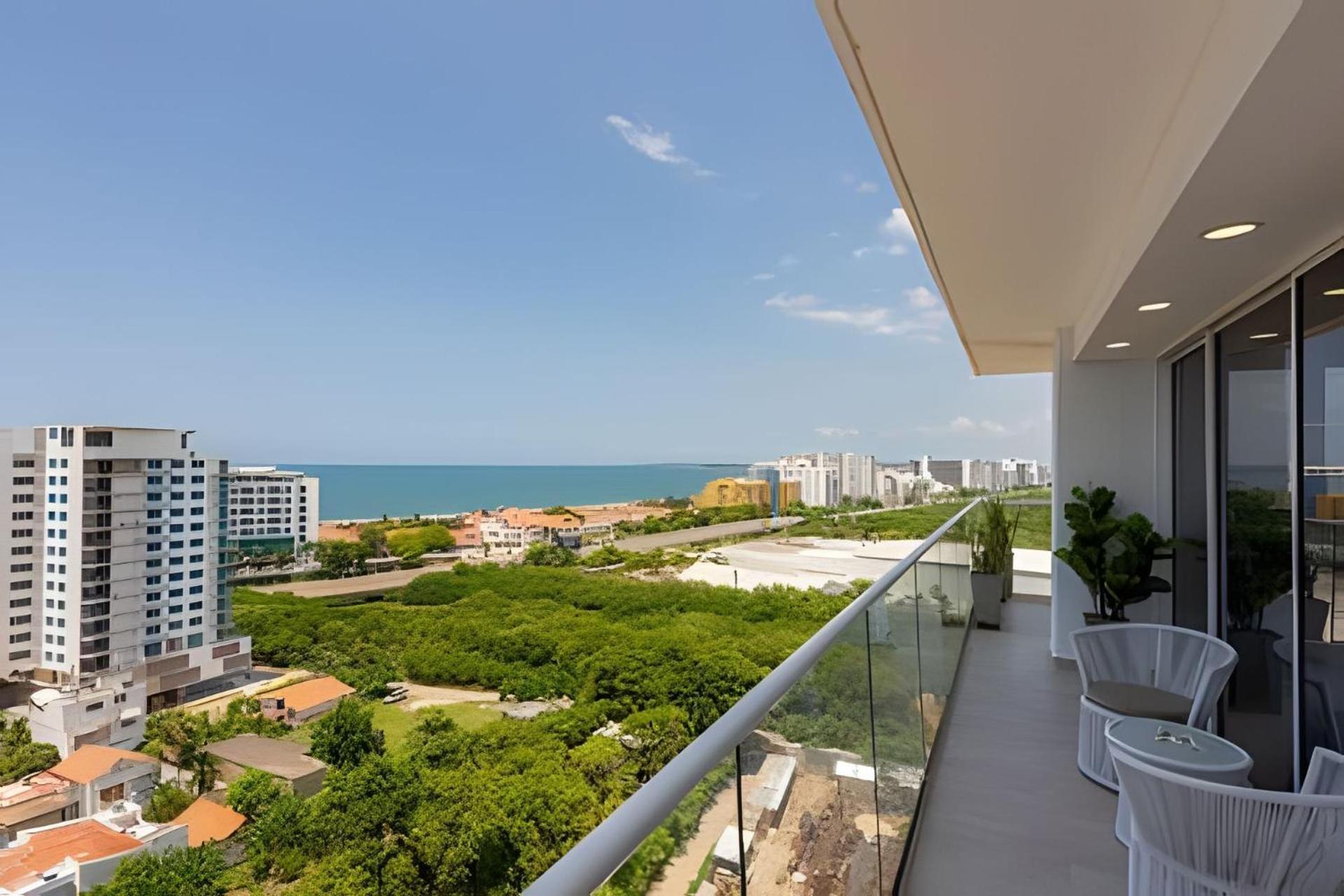 Apartment Luxury 2br Jacuzzi Sea View 14th Floor *
