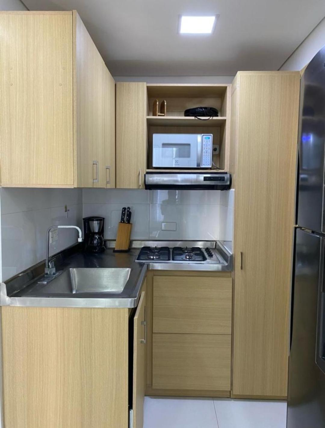 De Lujo, Amoblado En Apartamento *