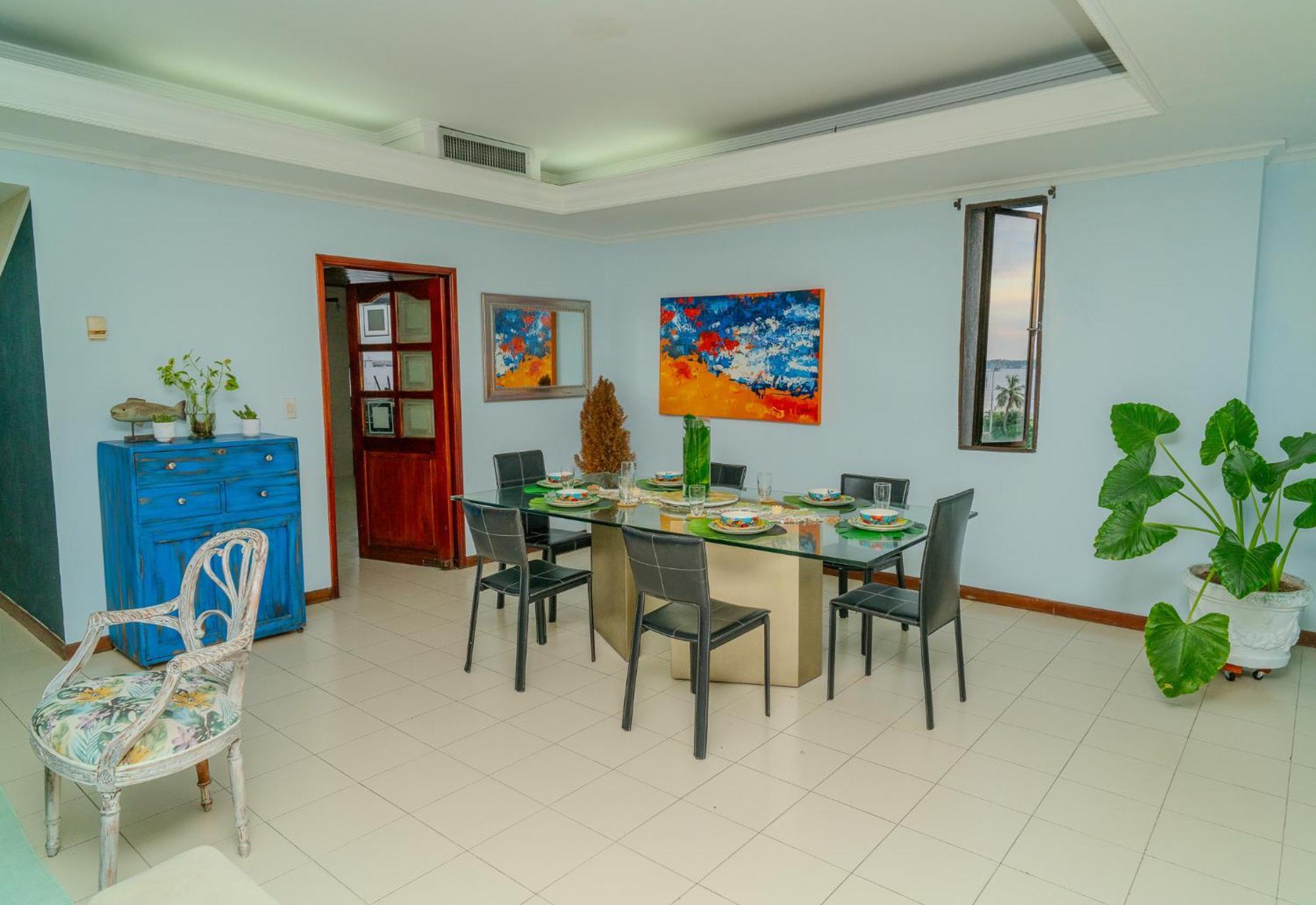 Habitación en casa particular 3 A Cuadra De La Playa Y Bahia