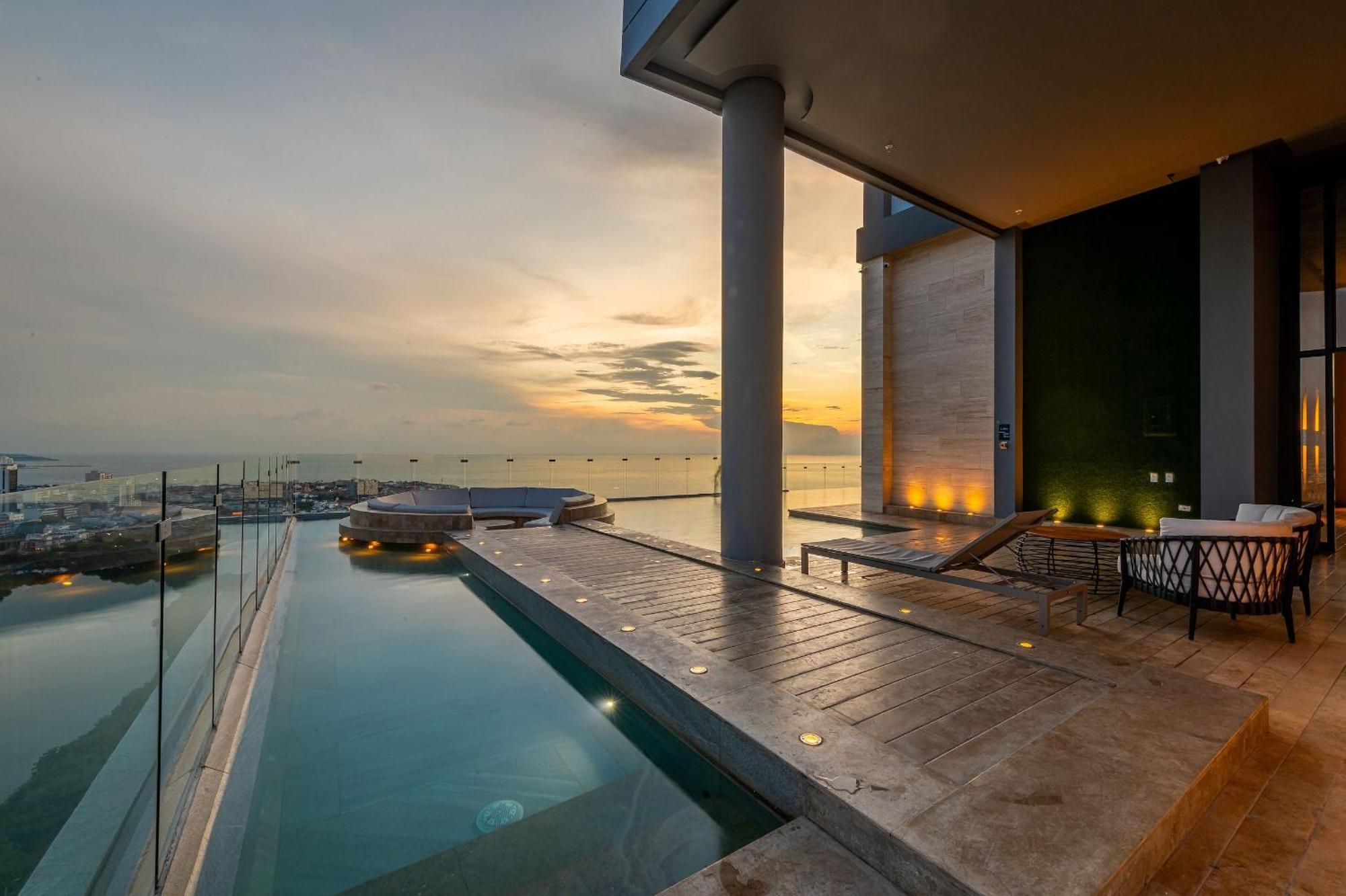New Beautiful Sea View And Walled 2br Apartment *