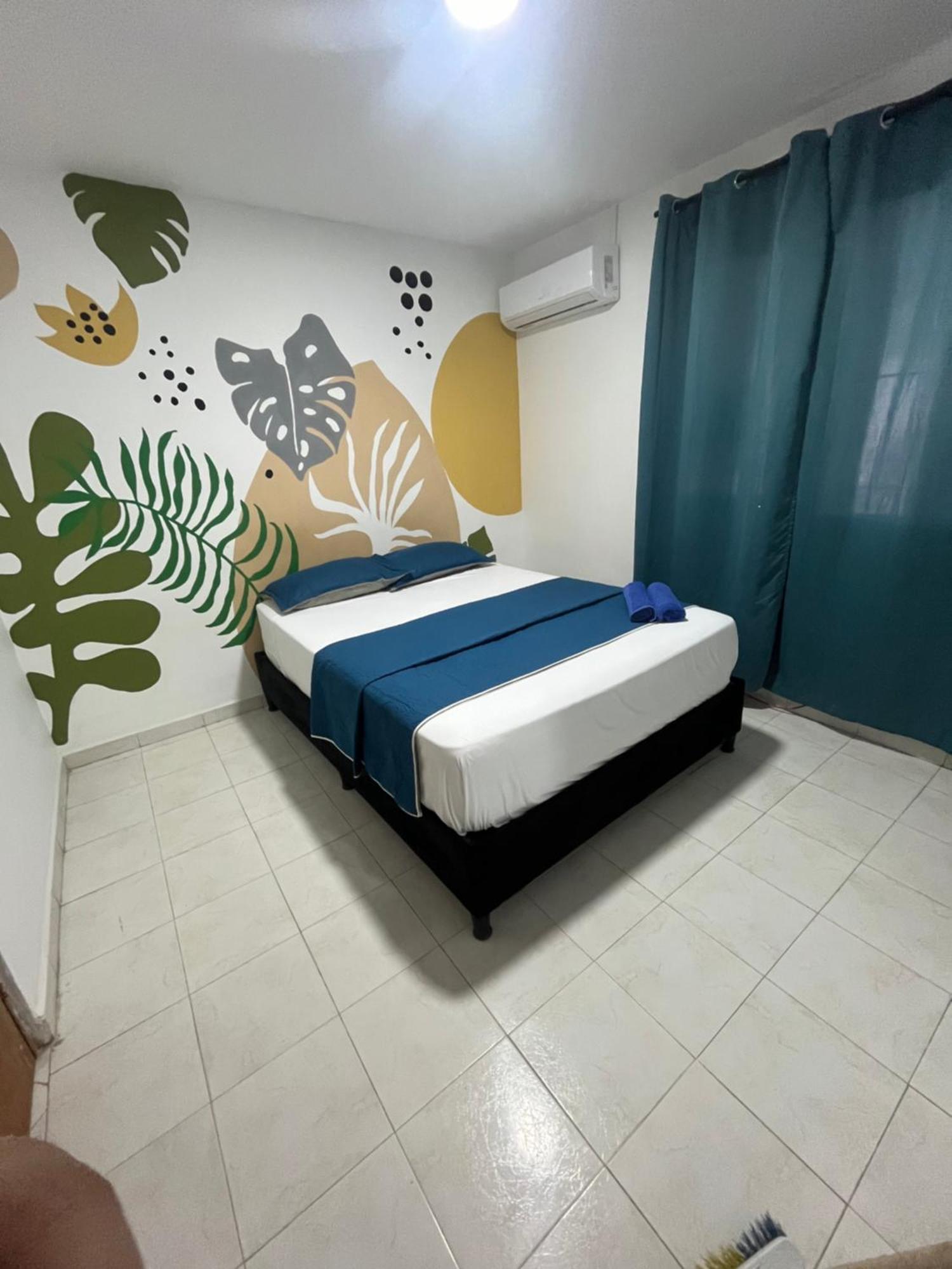 Golden Homestay *