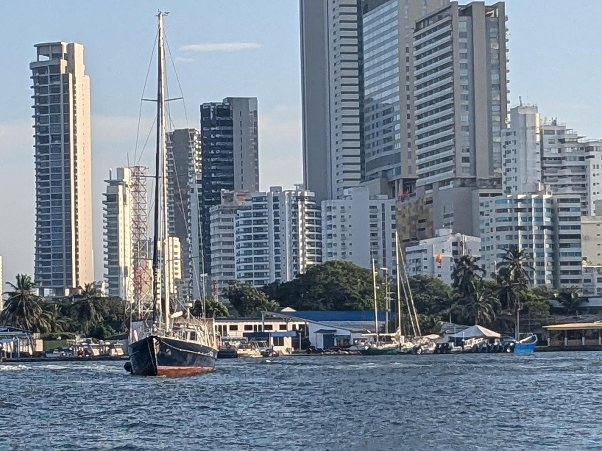 Me Quedo Aqui, Privado Y Cerca Del Aeropuerto Homestay *
