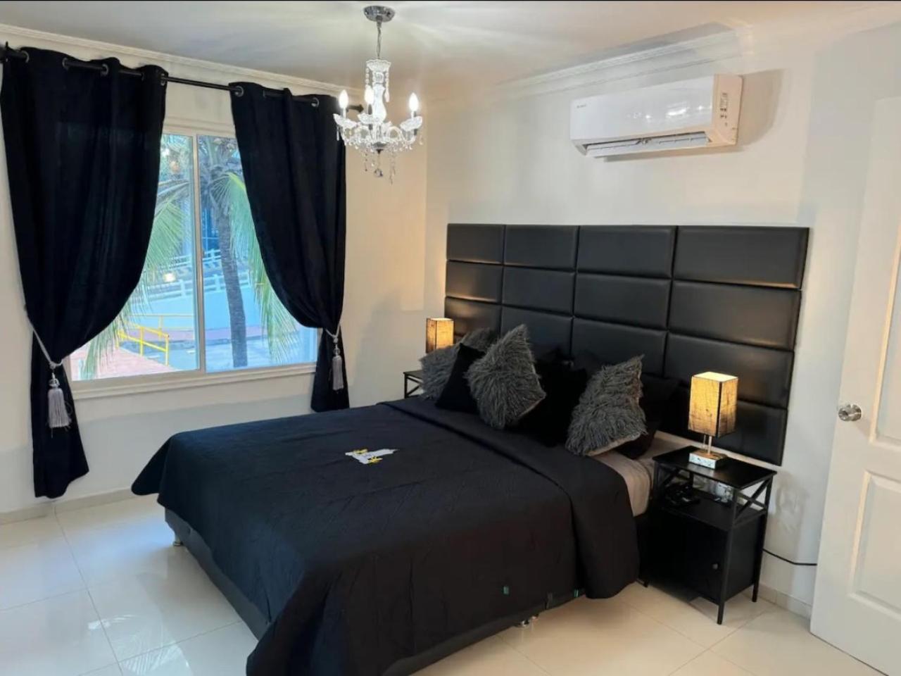 Сasa de vacaciones Ctg Fiesta Playa Private Heated Jacuzzis Cartagena