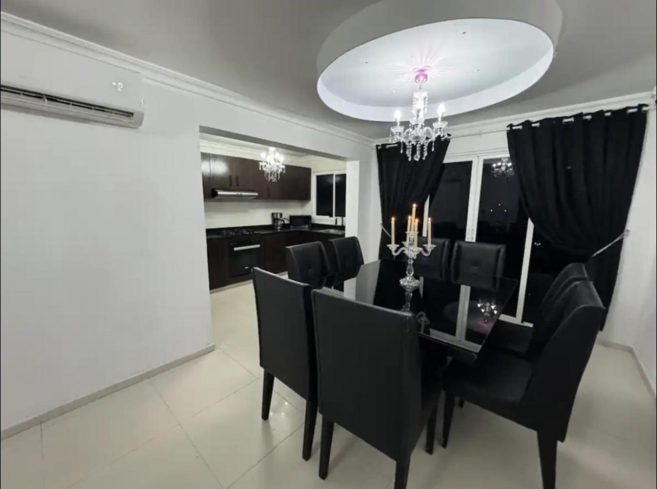 Сasa de vacaciones Ctg Fiesta Playa Private Heated Jacuzzis