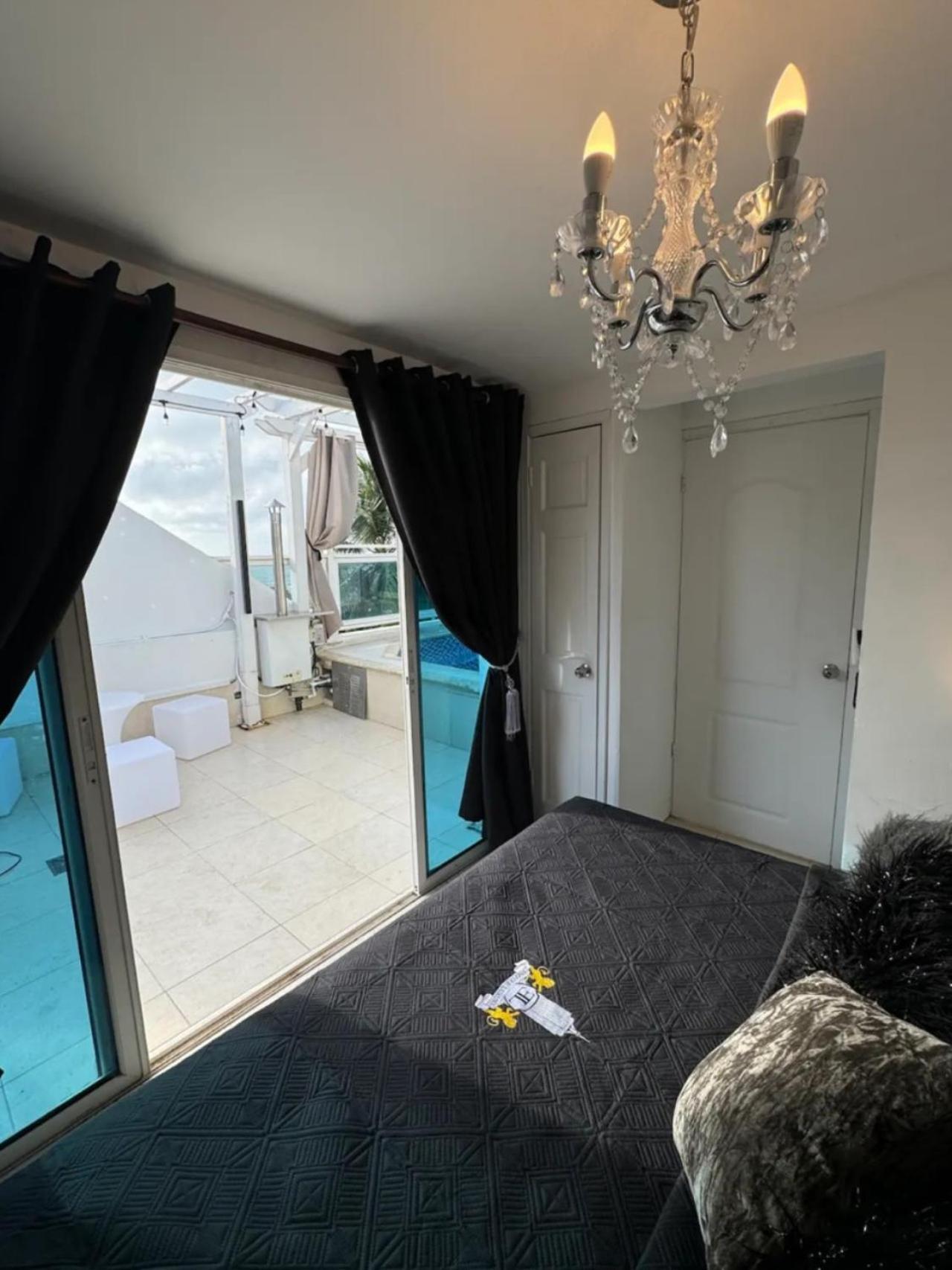 Ctg Fiesta Playa Private Heated Jacuzzis Сasa de vacaciones