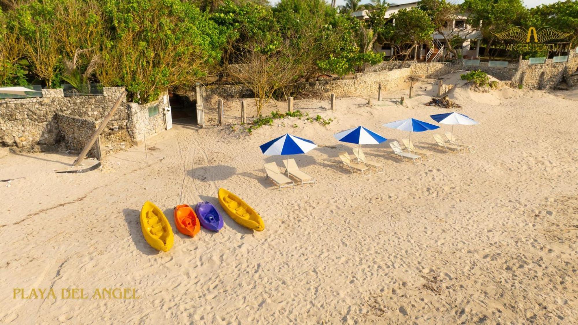 Resort Playa Del Angel Cartagena