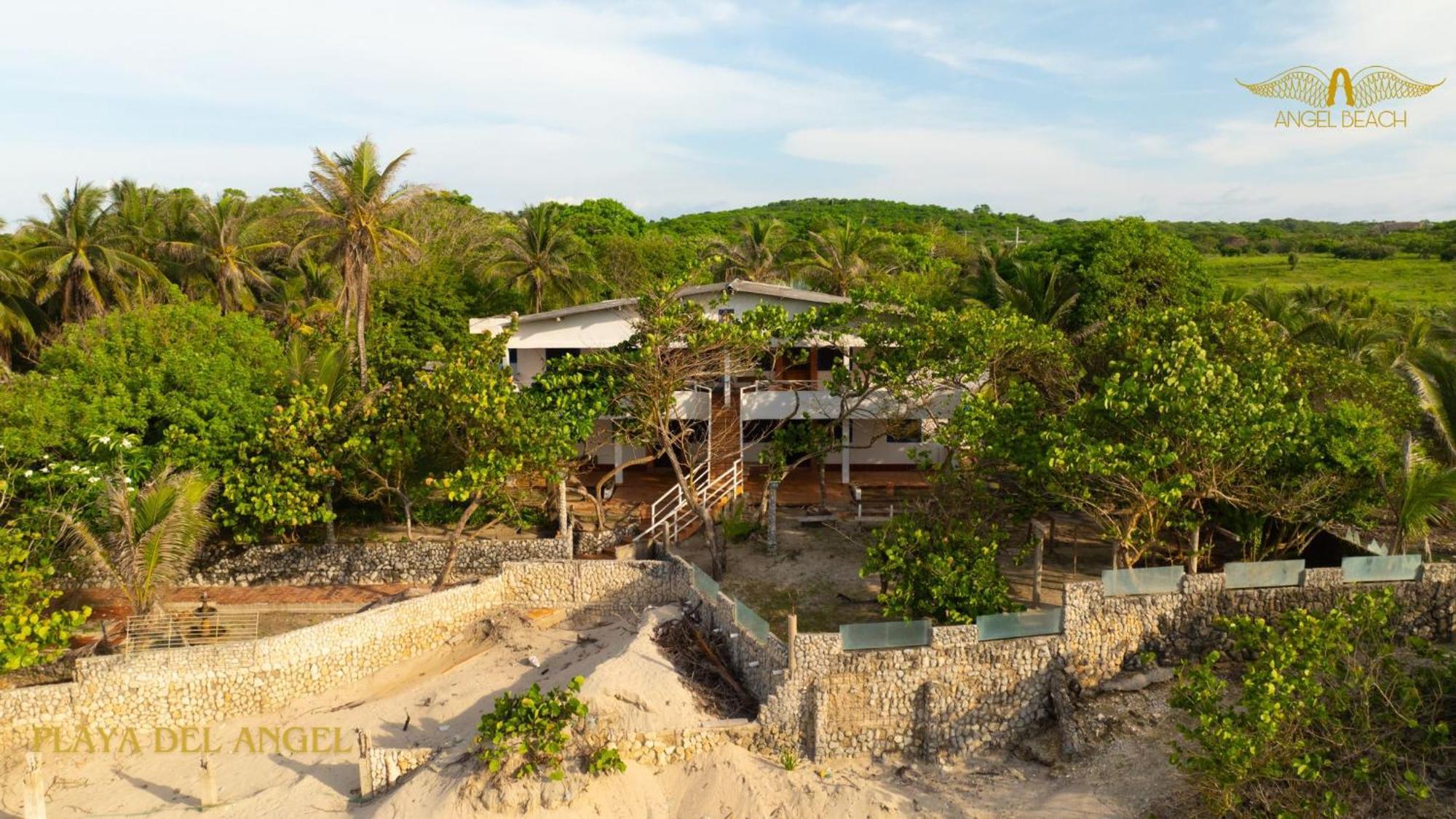 Playa Del Angel Resort