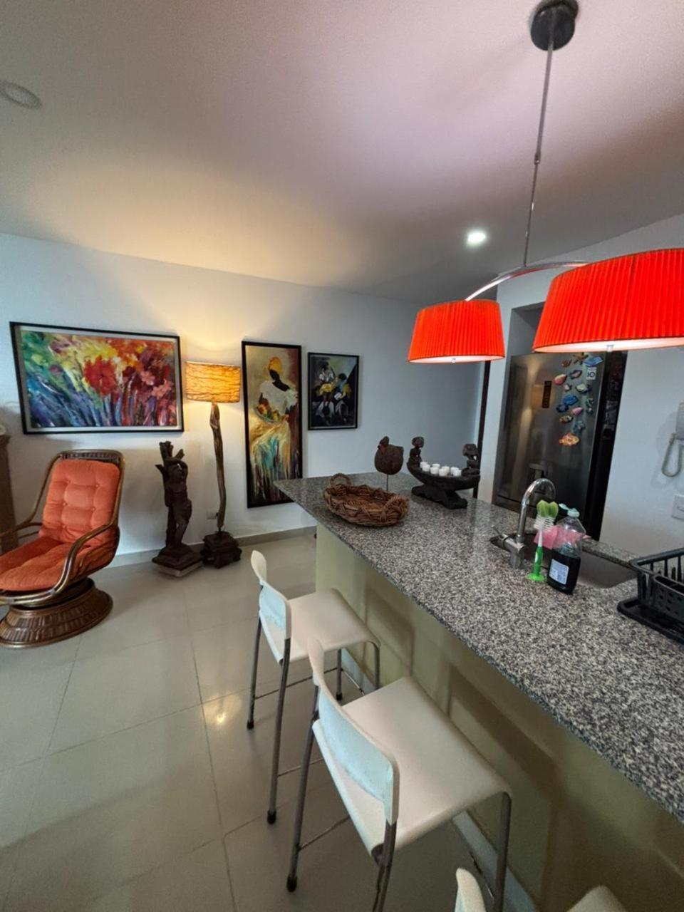 Beachfront Luxury Apartamento