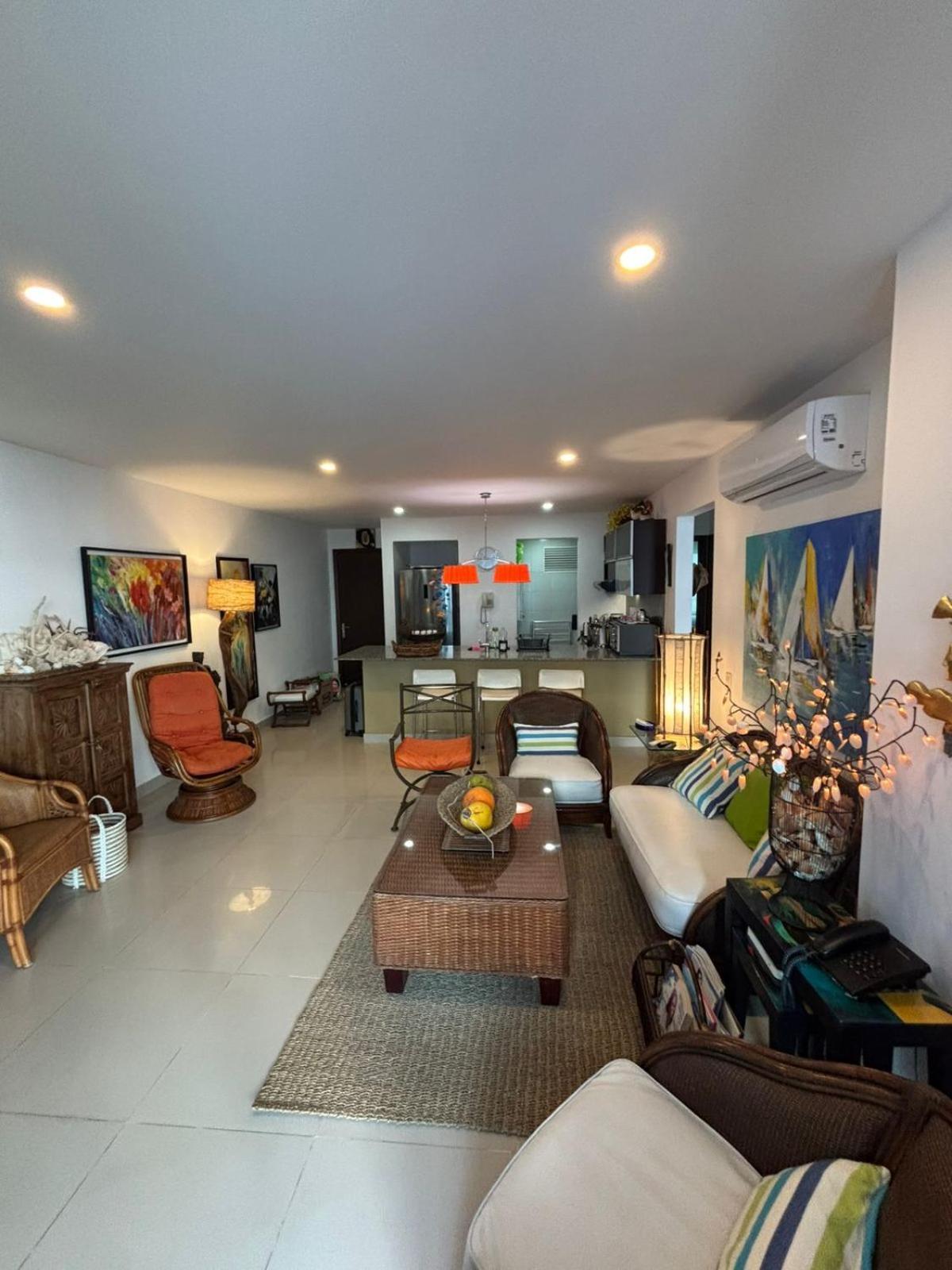 Beachfront Luxury Apartamento Cartagena