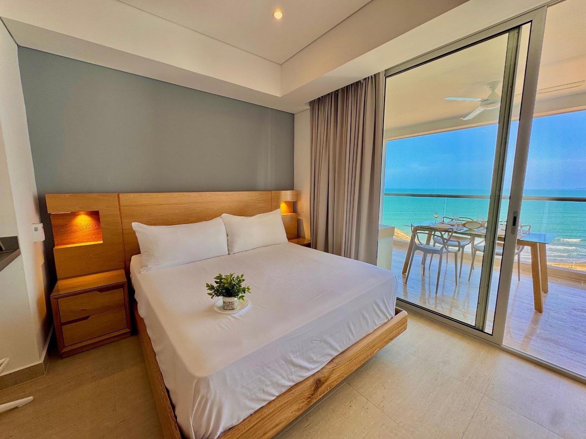 Apartamento Cb1223 En Crespo Frente Al Mar 10min Centro