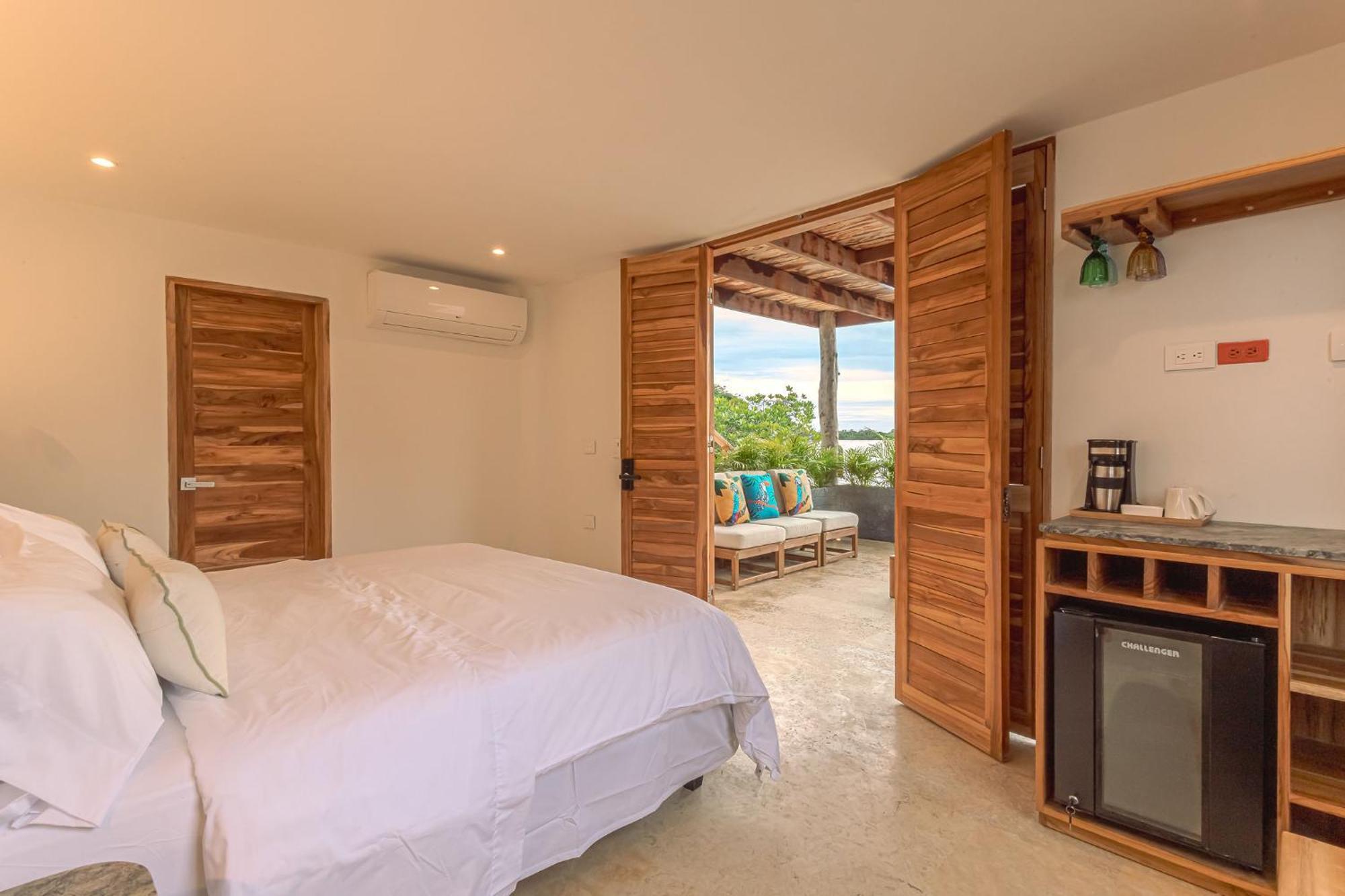 Islawa Soy Local - Isla Privada Hotel