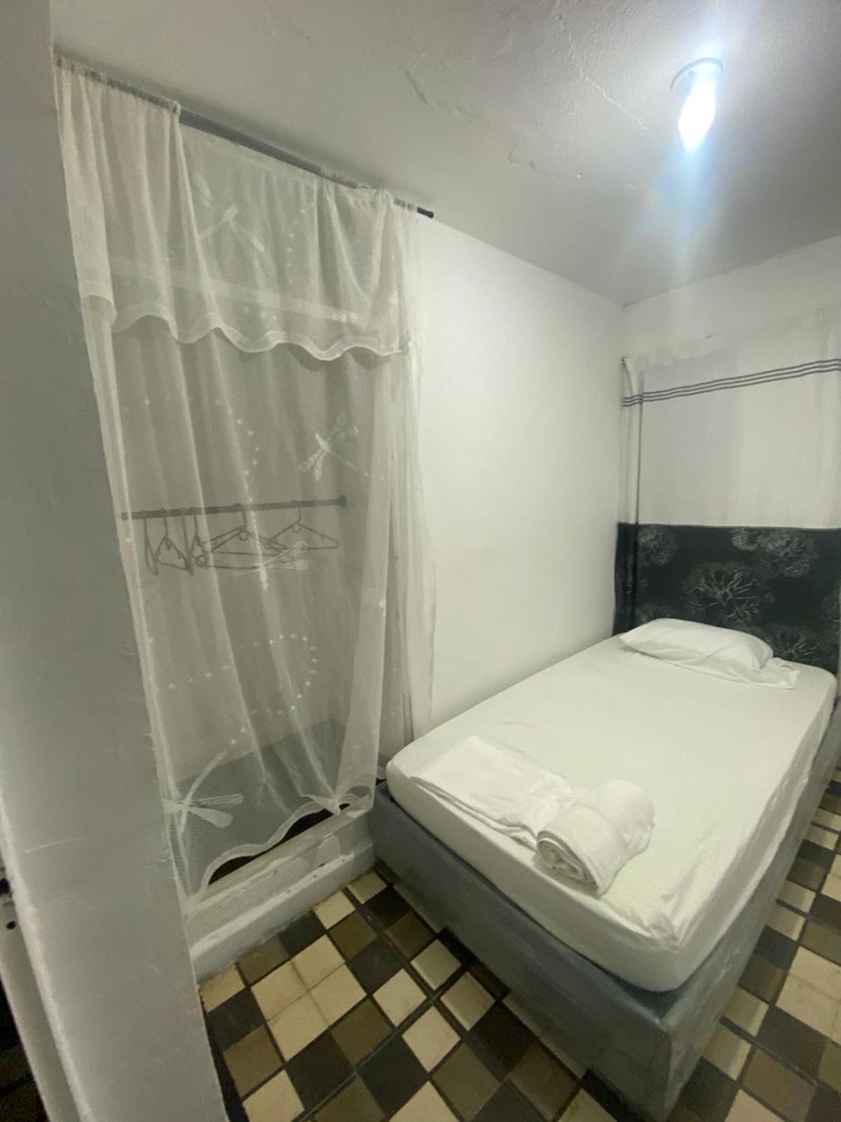 Familiar Guest house *