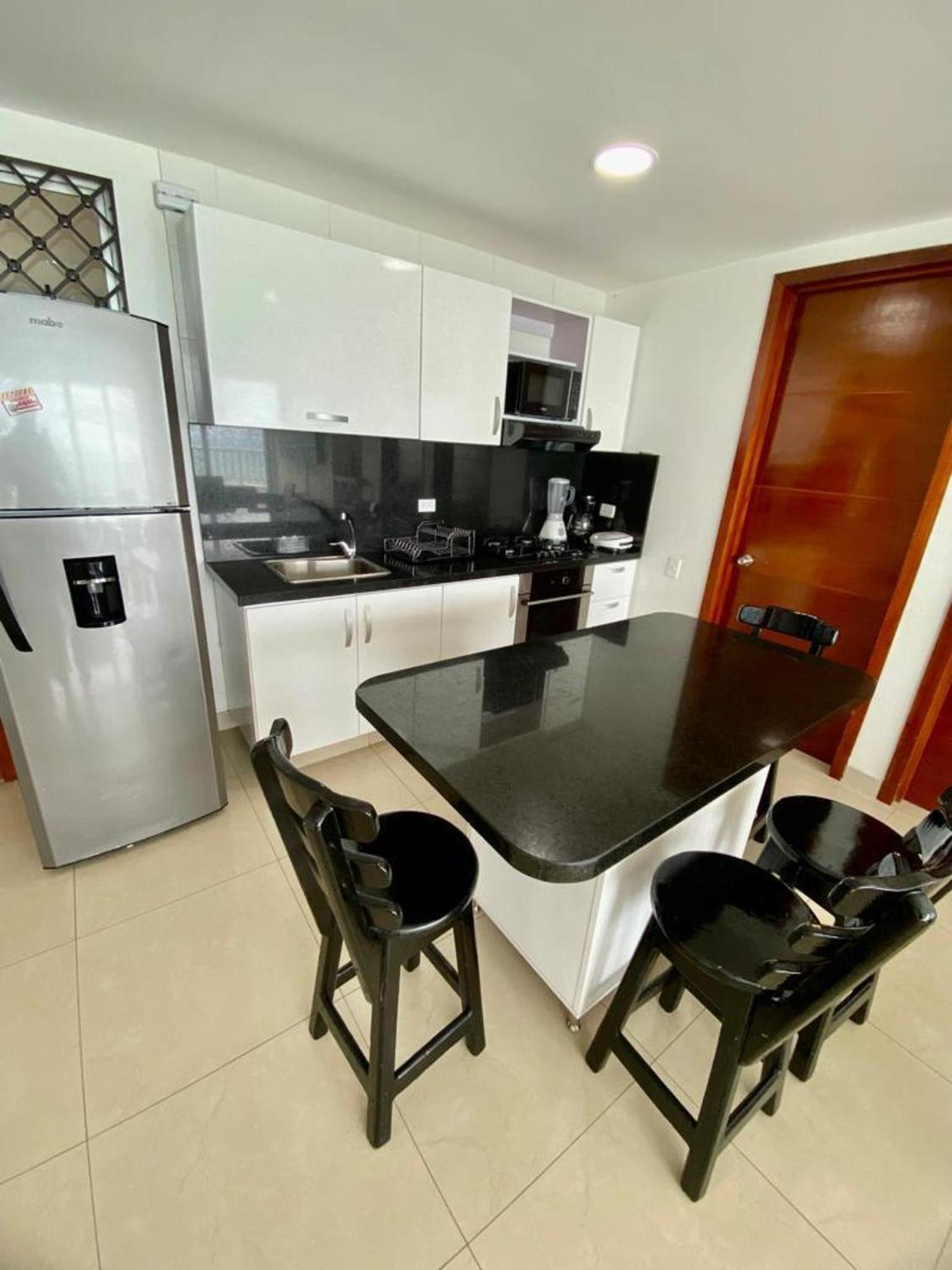 2p1-al De 2 Alcobas Frente Al Mar Con Aire Acondicionado Y Wifi Apartment