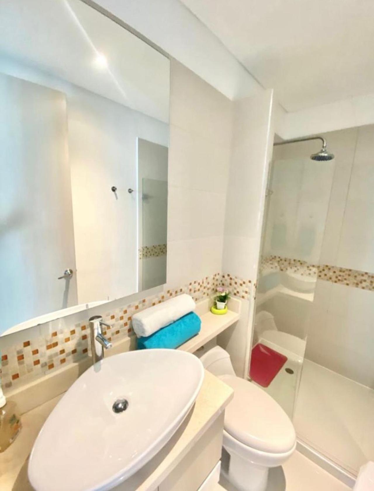 Apartment 2p1-al De 2 Alcobas Frente Al Mar Con Aire Acondicionado Y Wifi *