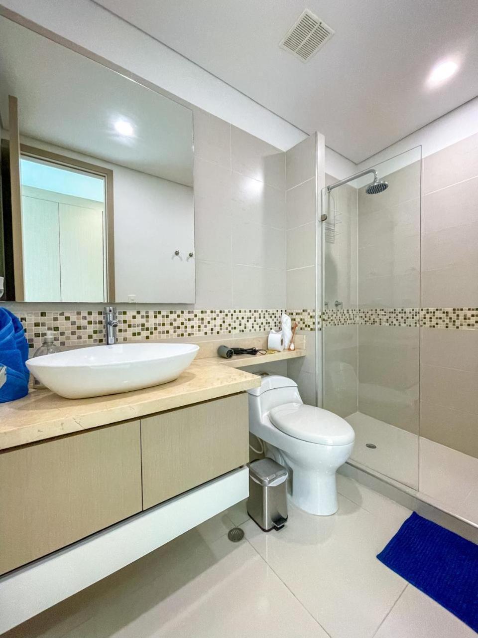 Apartment 2p1-al De 2 Alcobas Frente Al Mar Con Aire Acondicionado Y Wifi *
