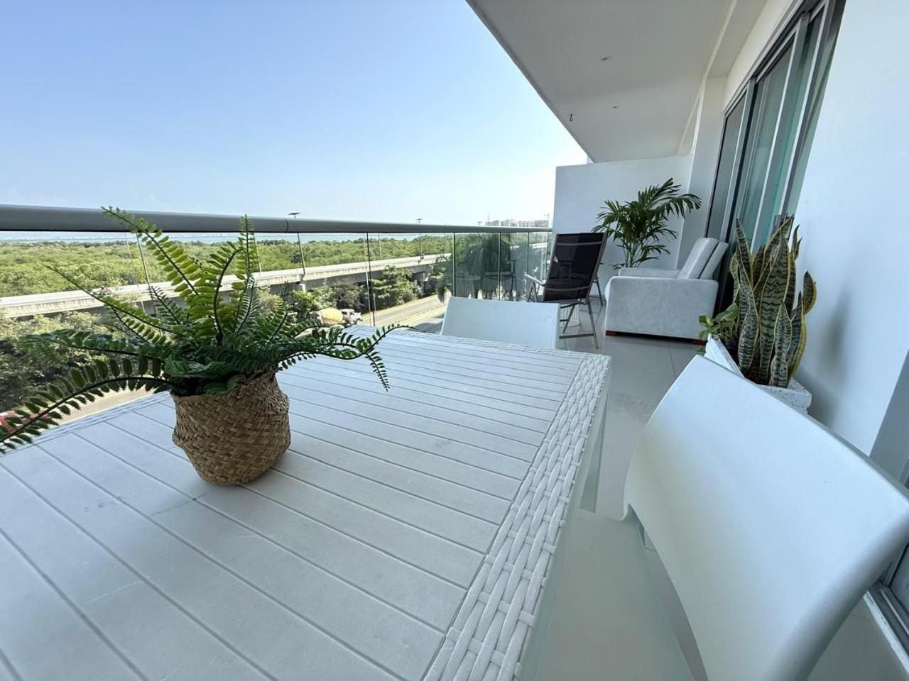 Frente Al Mar Con Acceso Directo A La Playa Morros Epic. Apartamento