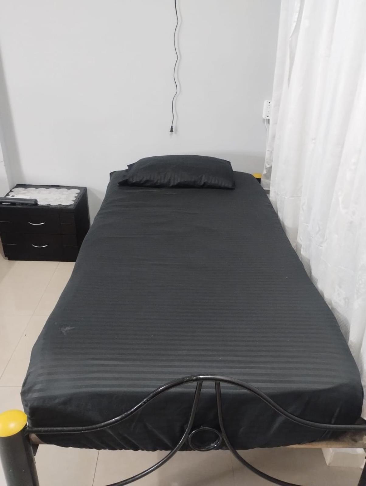 Compartida En Con Ac, Wifi, Uso De Cocina Yo Cartagena