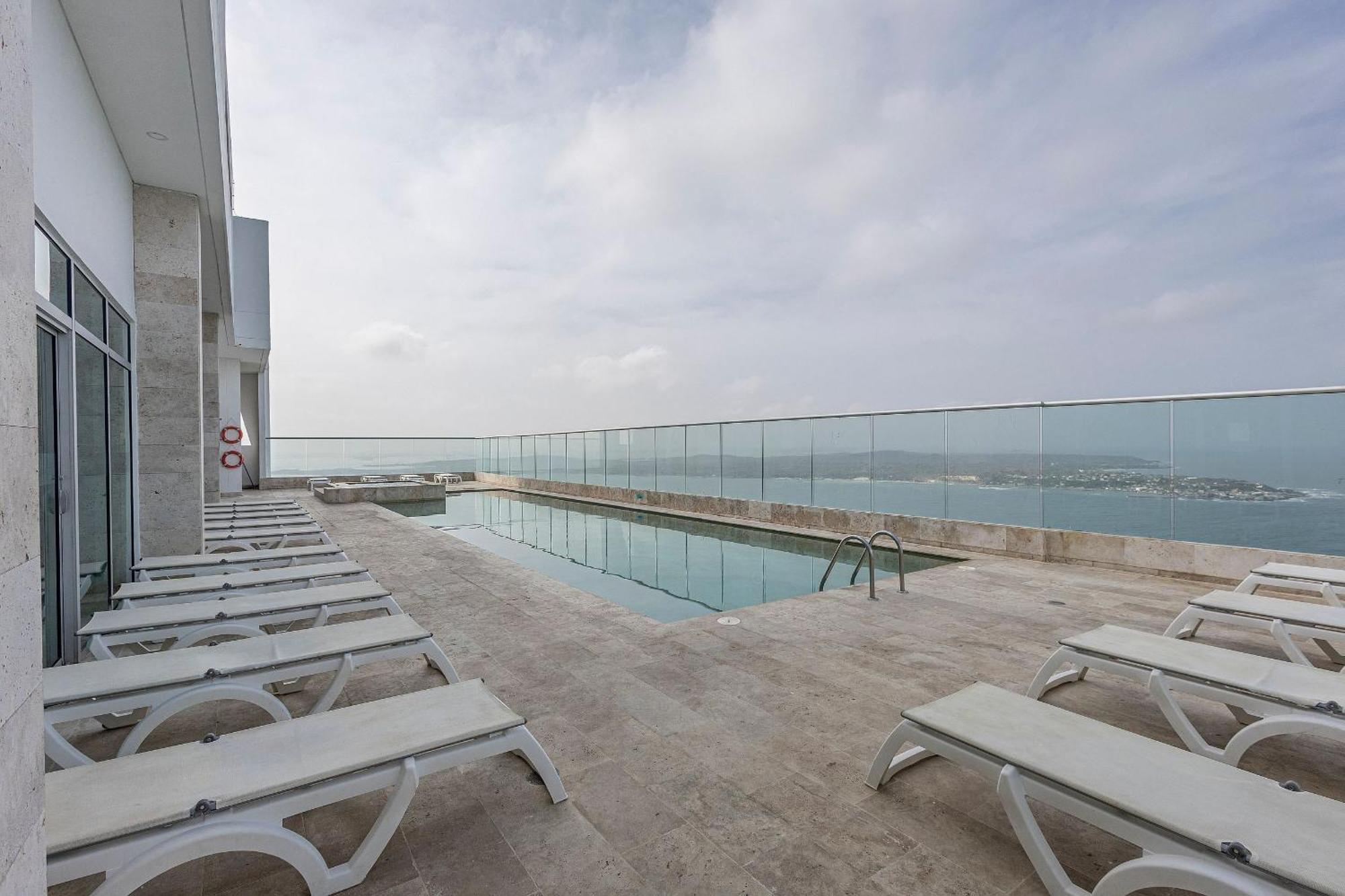 Laurhomes Laguito Floor 33, 3hbt Cartagena