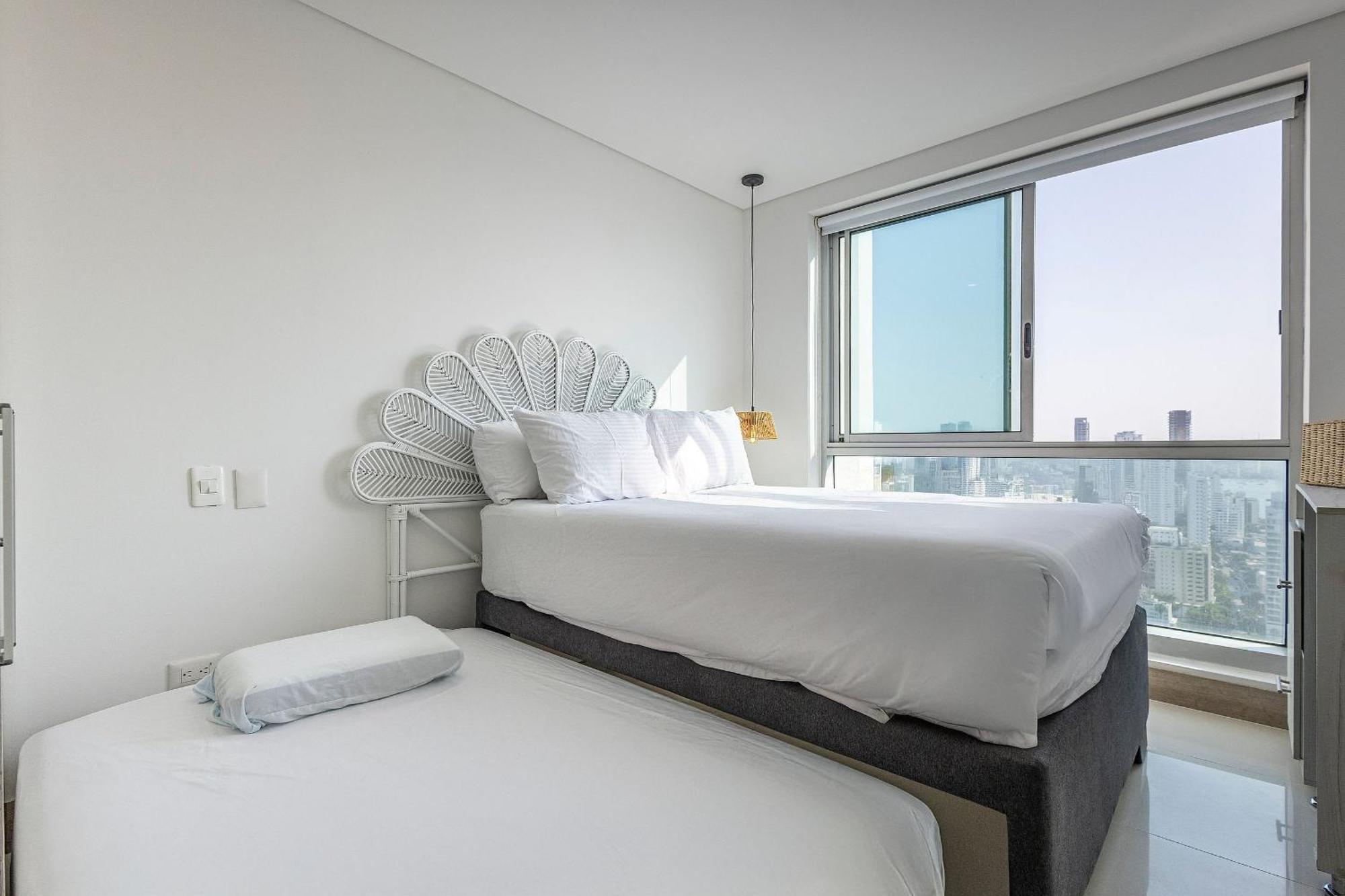 Laurhomes Laguito Floor 33, 3hbt * Cartagena