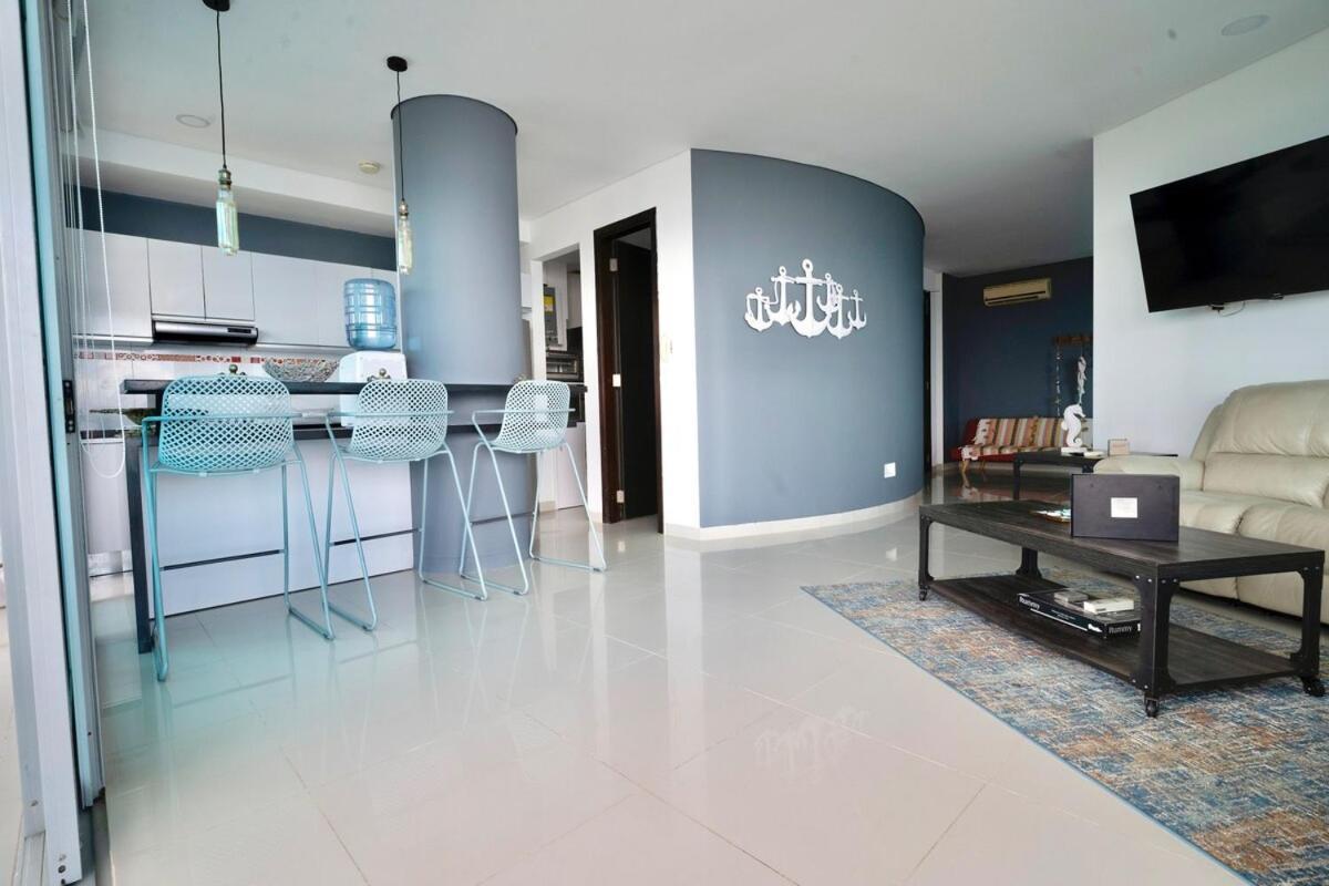 Apartment Facing The Sea With A Panoramic View