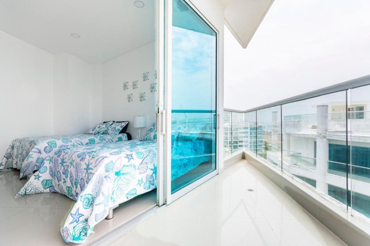 Facing The Sea With A Panoramic View Apartment *