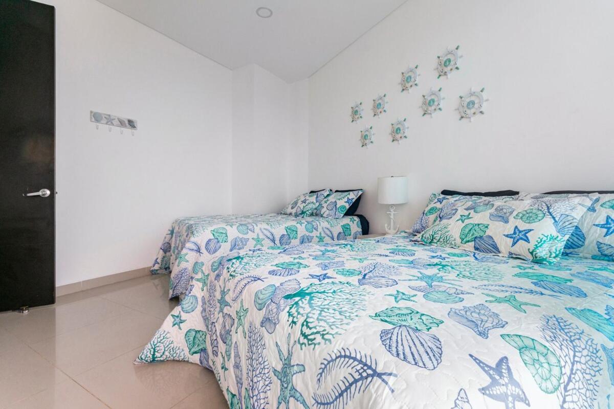 Facing The Sea With A Panoramic View Apartment