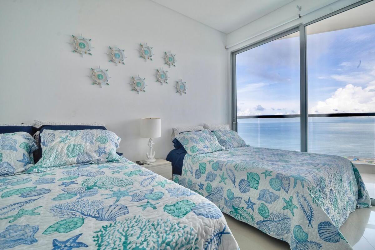 Facing The Sea With A Panoramic View *