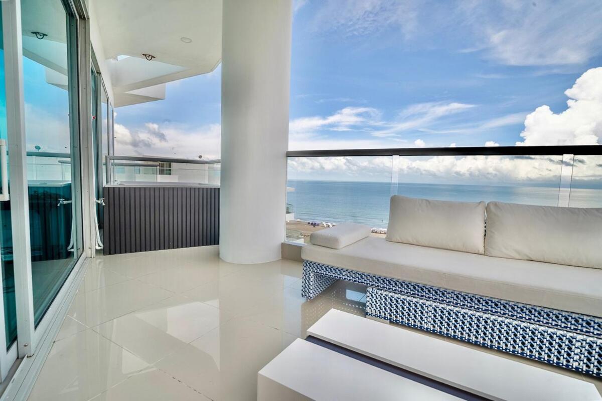 Apartment Facing The Sea With A Panoramic View