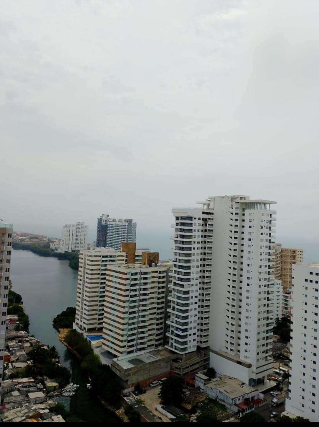 Apto Moderno, Vista Al Mar, 3 Hab, Cerca Playa Cartagena
