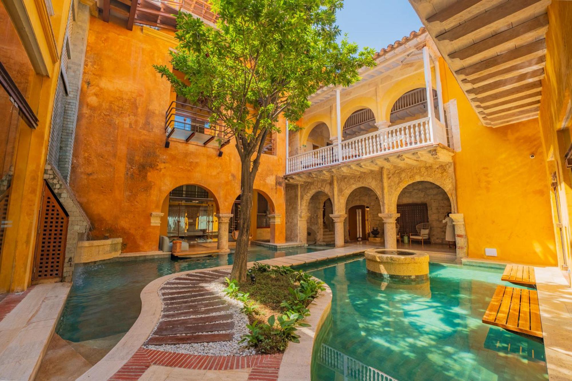 Hotel Casa Carolina 5*