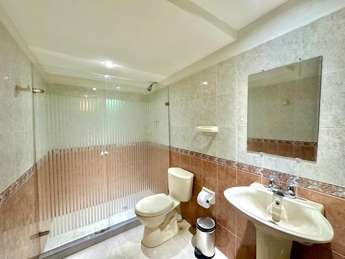 Apartment By Calamari Homes - El Porvenir 207 Walled *