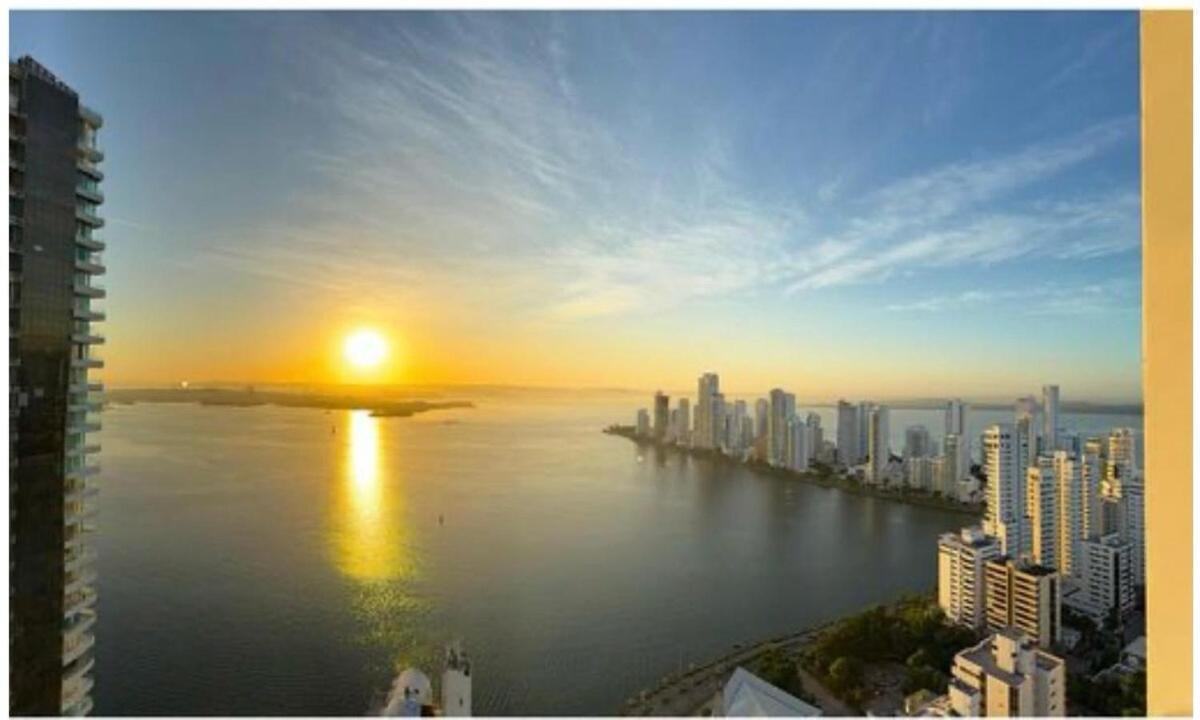 Bocagrande Bay View Gym Jacuzzi Pool Apartment *
