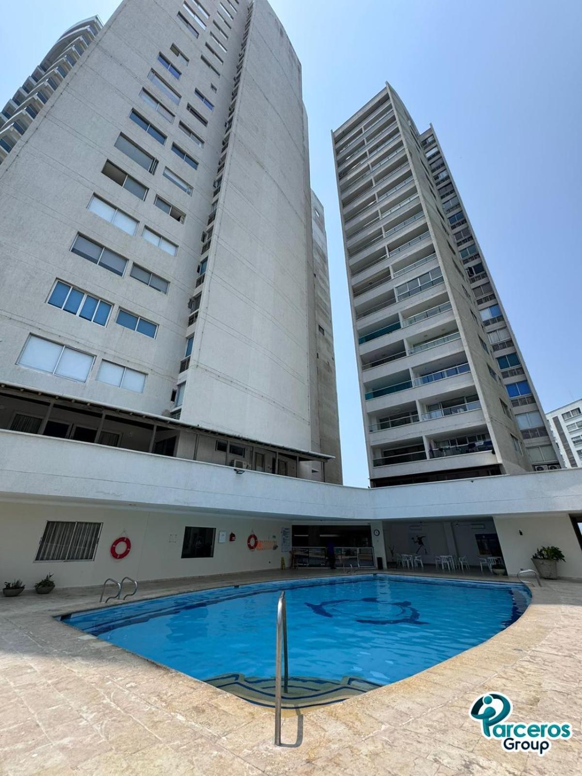 Edificio Tres Carabelas Por Parceros Group Apartment