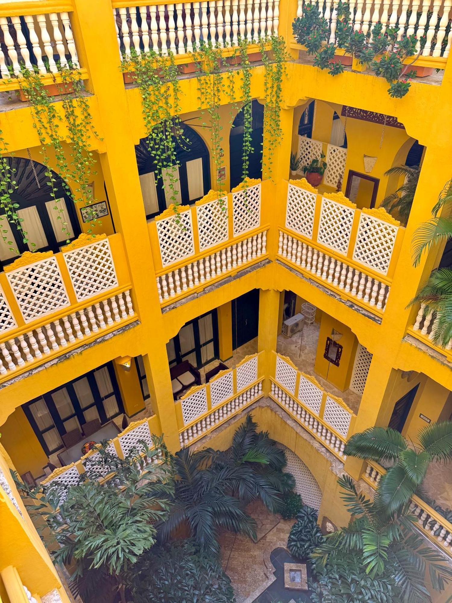 By Calamari Homes - El Porvenir 306 Walled Apartamento *